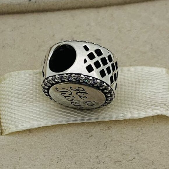🔥🔥Pandora charleston he is risen charm - Picture 5 of 5